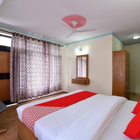 Hotel Oyo Hill View Manāli Zewnętrze zdjęcie