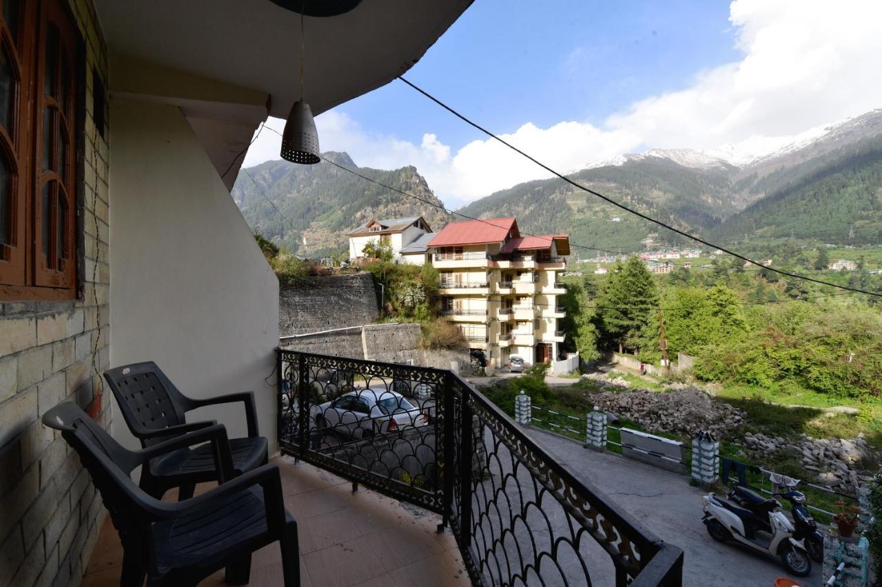 Hotel Oyo Hill View Manāli Zewnętrze zdjęcie