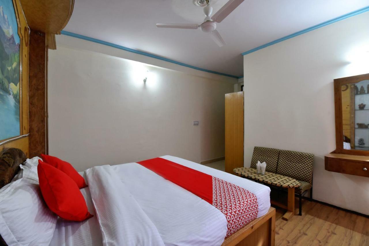Hotel Oyo Hill View Manāli Zewnętrze zdjęcie